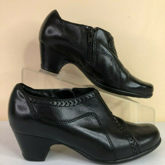 Clarks Shoes - Clarks Ankle Boots Black Leather